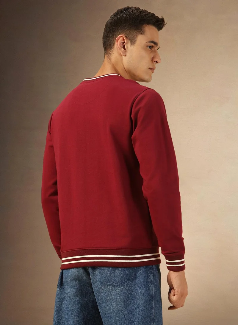 دينيس لينغو Men's Maroon Polyester Blend Solid Regular Fit Sweatshirt