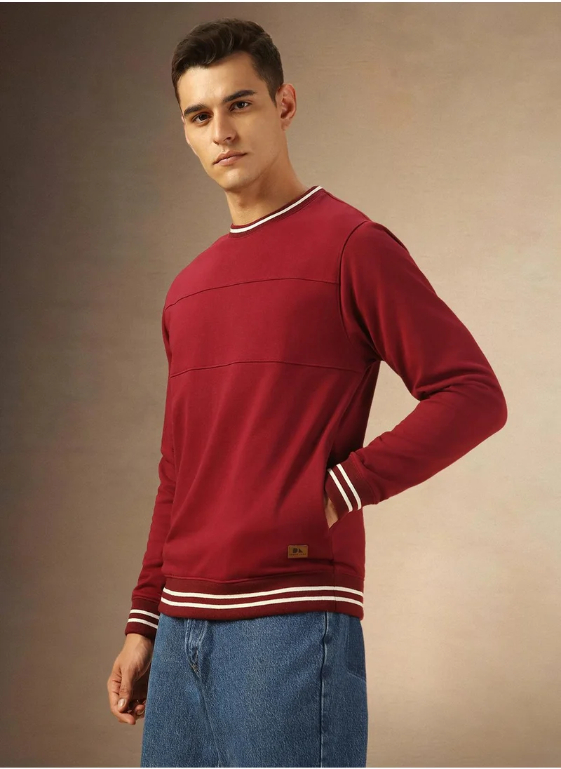 دينيس لينغو Men's Maroon Polyester Blend Solid Regular Fit Sweatshirt