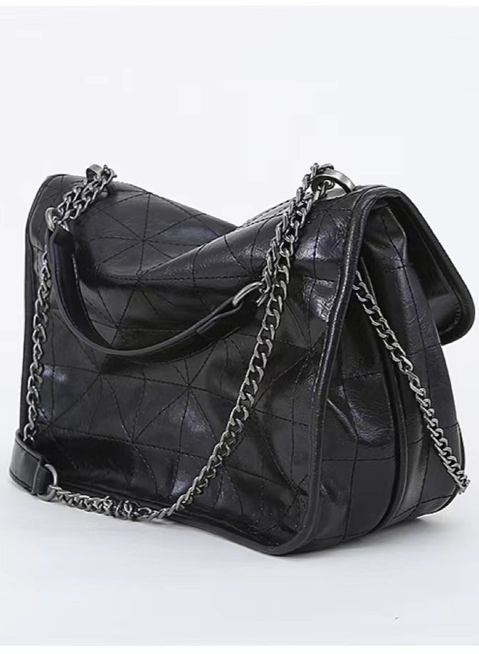 sheBloom European style fashionable handbag in black  - Image 4
