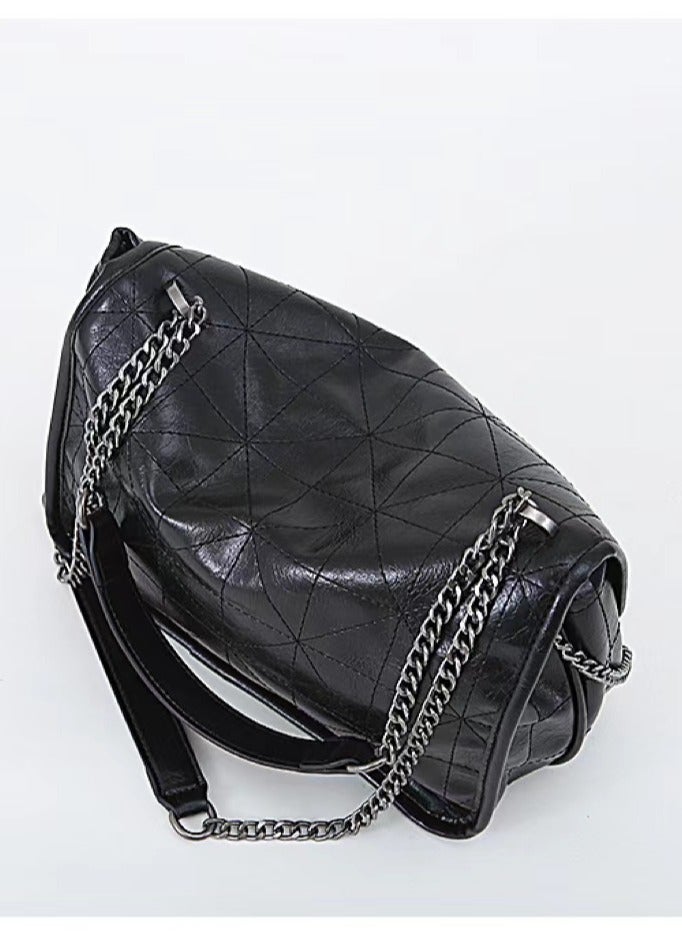 sheBloom European style fashionable handbag in black  - Image 3