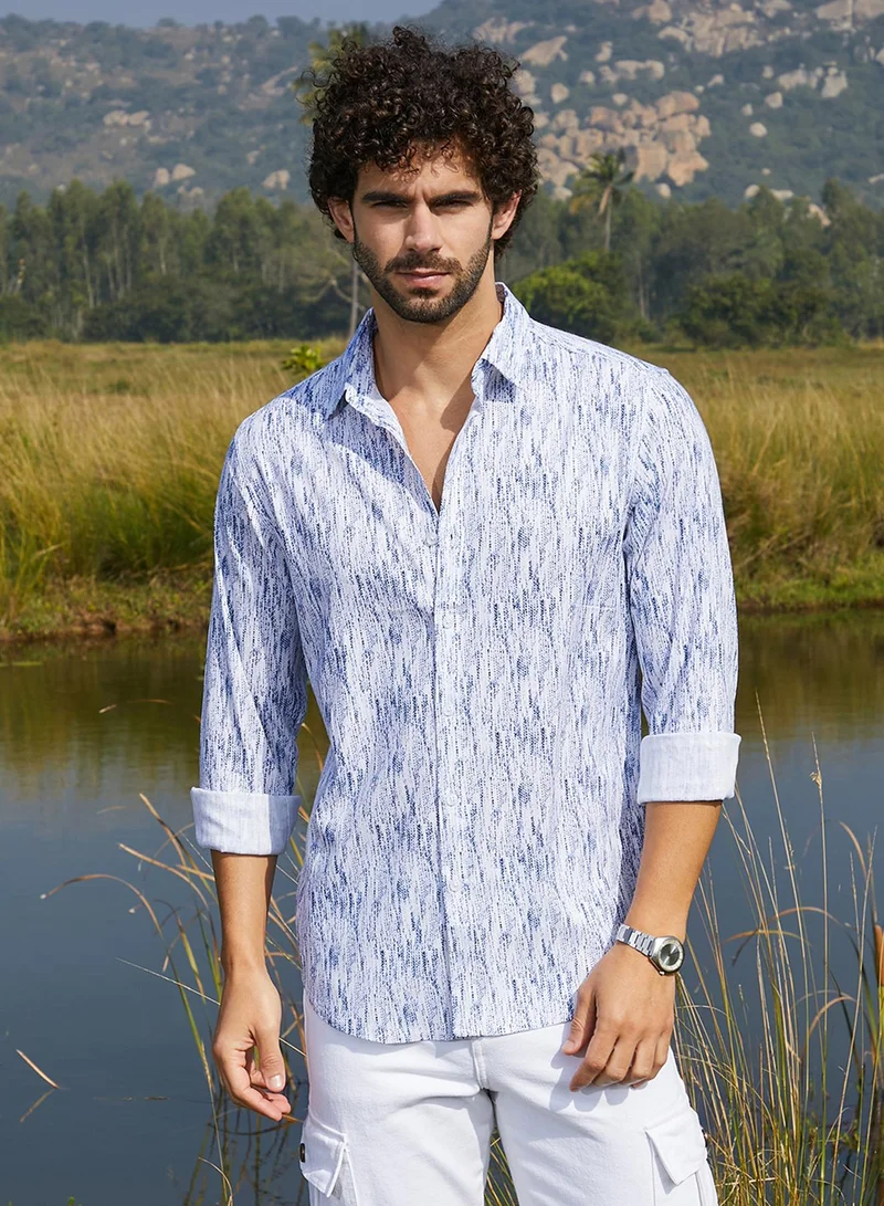 كامبوس سوترا Campus Sutra Men's Navy Blue & Cream White Duo-Brushed Shirt For Casual Wear | Spread Collar | Long Cuffed Sleeves | Button Closure | Shirt Crafted With Comfort Fit For Everyday Wear