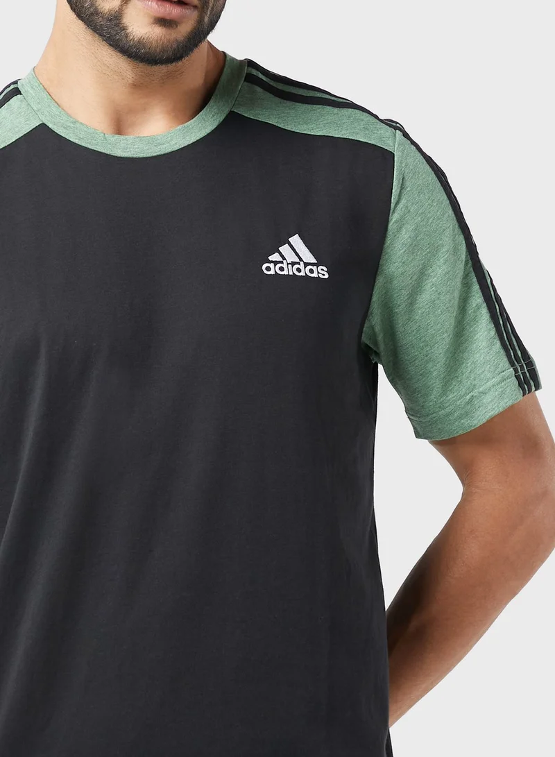 adidas تيشيرت بشعار الماركة