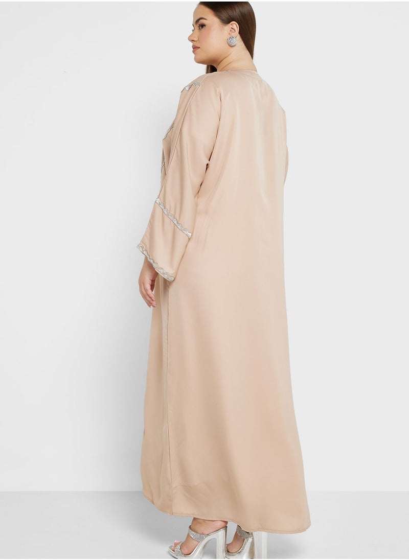 Khizana - Embellished Detail Abaya With Sheila - Image 1