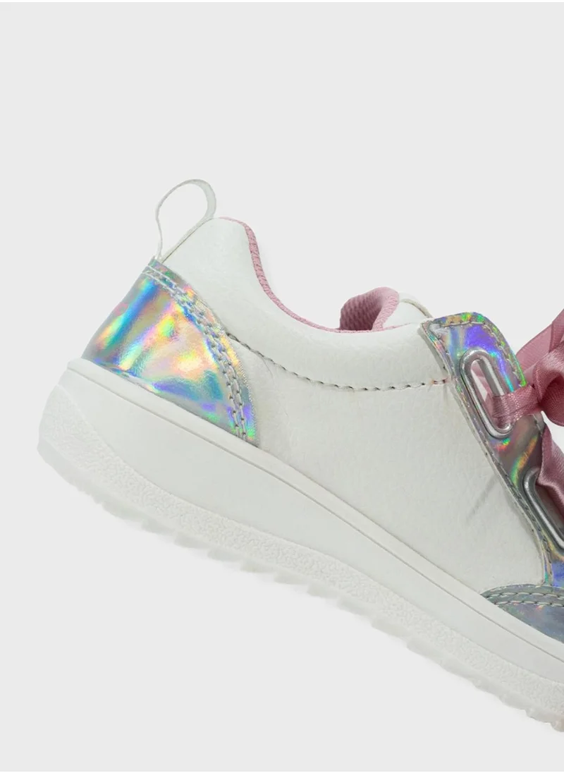 بولد اند كو Kids Chavela Slip On Sneakers