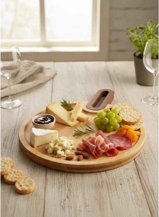هابي هوم صينية تقديم خشبية دائرية من الخيزران مع مقبض عملي | صينية تقديم للمقبلات، البيتزا، الجبن والفواكه | صينية طبيعية صديقة للبيئة للاستخدام اليومي والمناسبات | تصميم عصري أنيق للمائدة 25*35سم - Image 3