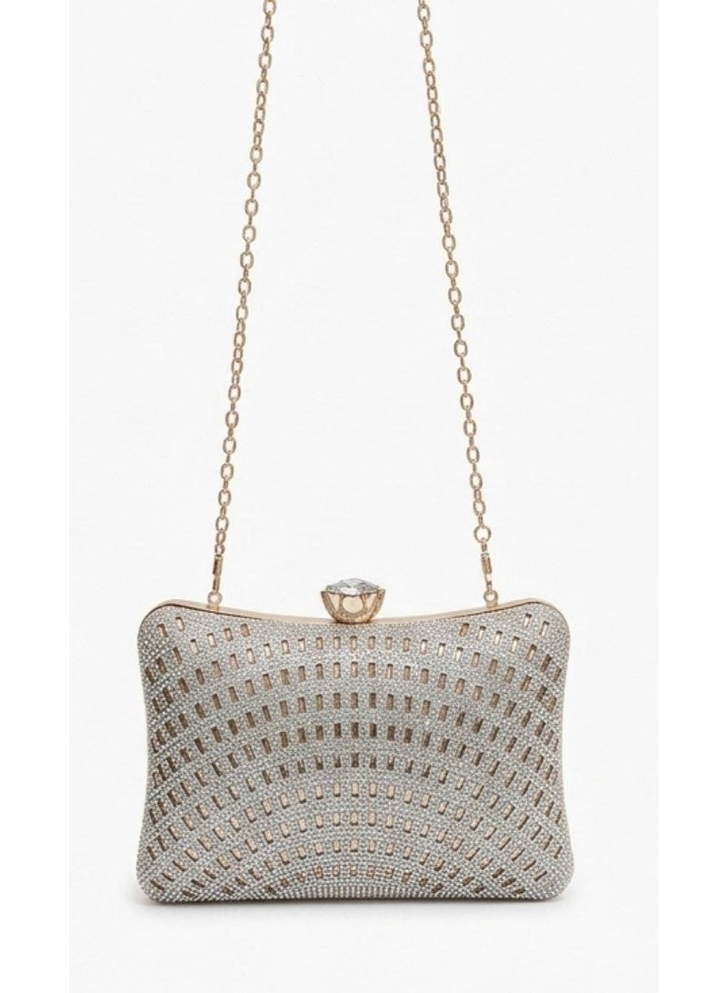 Women's handbag and crossbody bag adorned with sparkling crystal rhinestones and sequins; a perfect handbag for weddings and proms. - Image 3