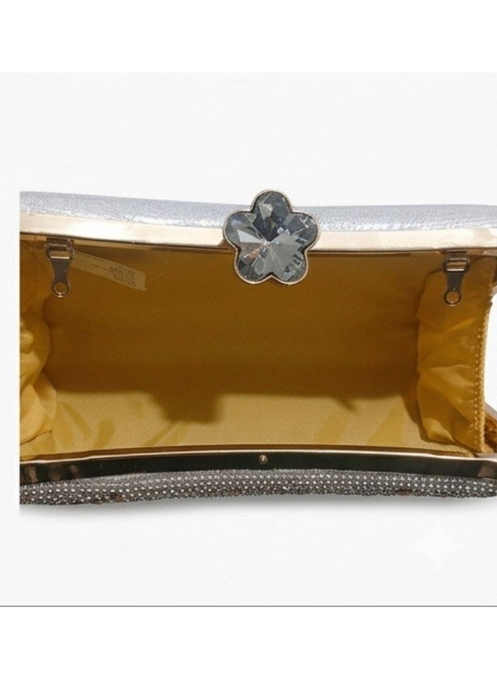 Women's handbag and crossbody bag adorned with sparkling crystal rhinestones and sequins; a perfect handbag for weddings and proms. - Image 4