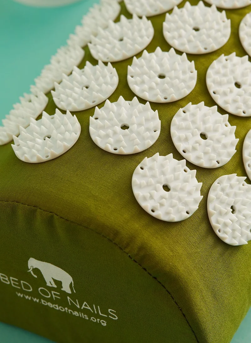 BED OF NAILS Green Acupressure Pillow