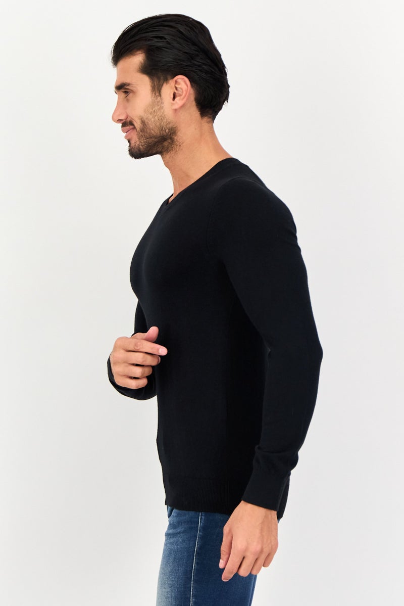 Celio Men V Neck Long Sleeves Plain Sweaters, Black - Image 2