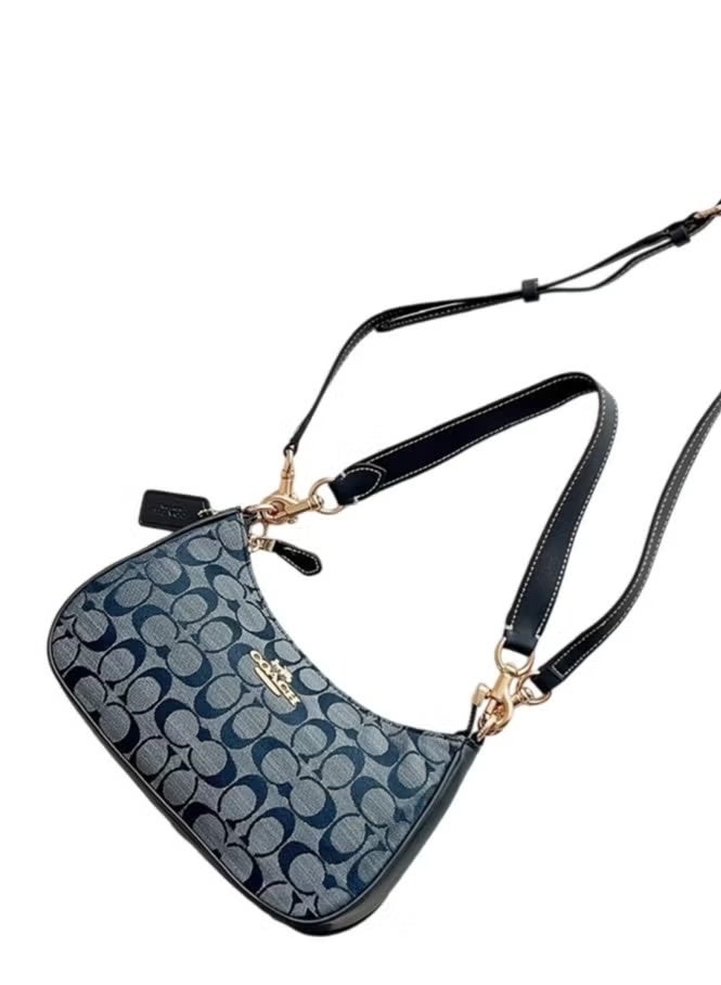 coachoutlet Coach bag Teri Shoulder Bag In Signature Canvas for women - Image 4