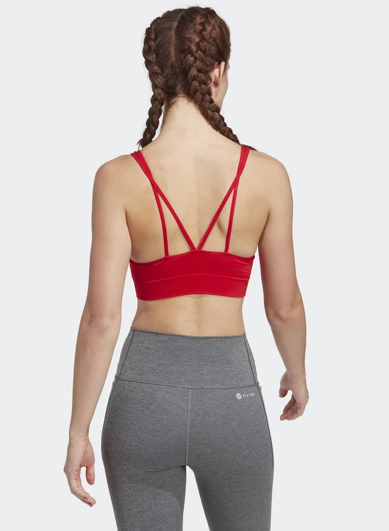 adidas صدرية رياضية بدعم متوسط