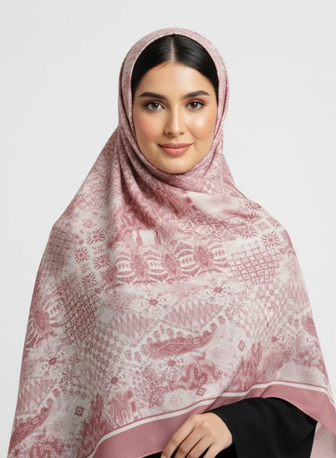 عبايات لمحة طرحة شيفون مطبوعة – وردي بنقشة تراثية فاخرة