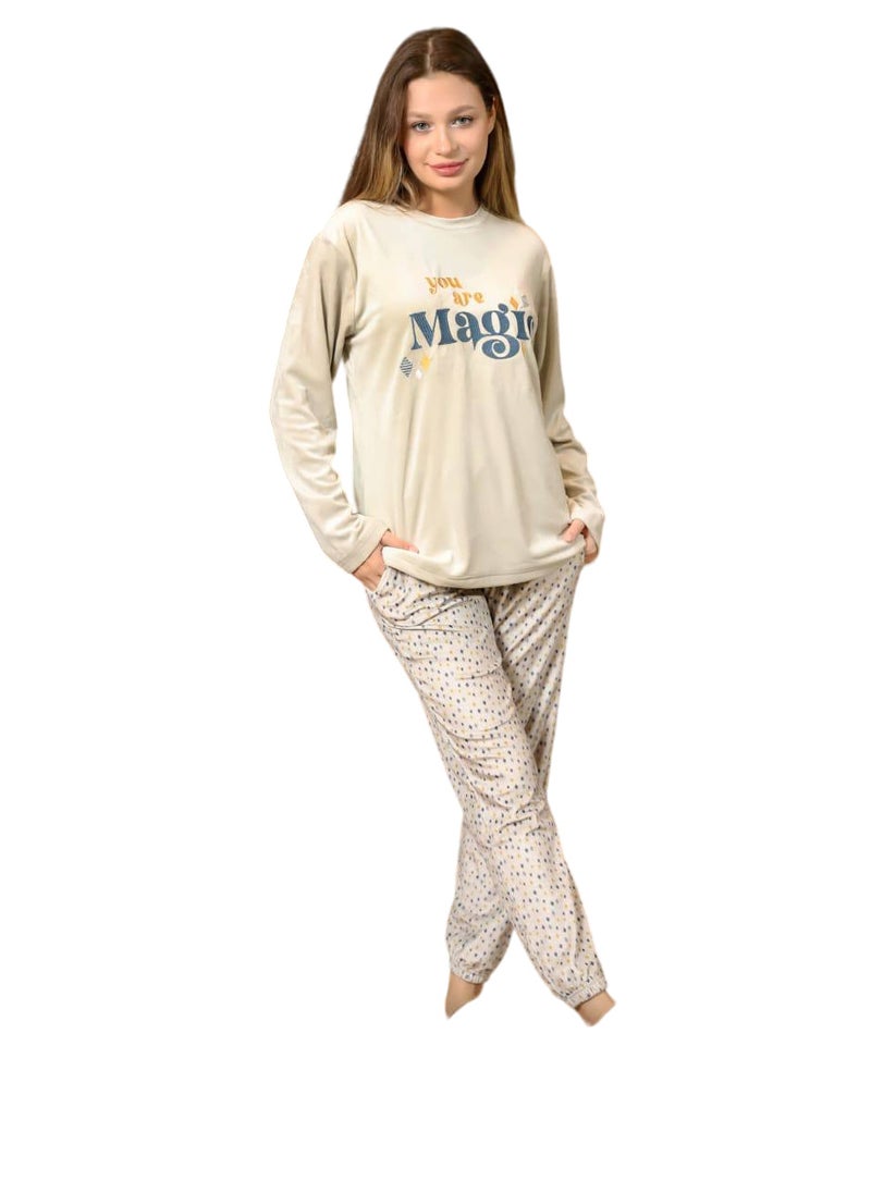 Winter Pyjama Set - pzsku/Z28D05CAD81B310B7EFF8Z/45/_/1730734018/e3068f4f-e75e-4e8a-94f4-0ea10472954a