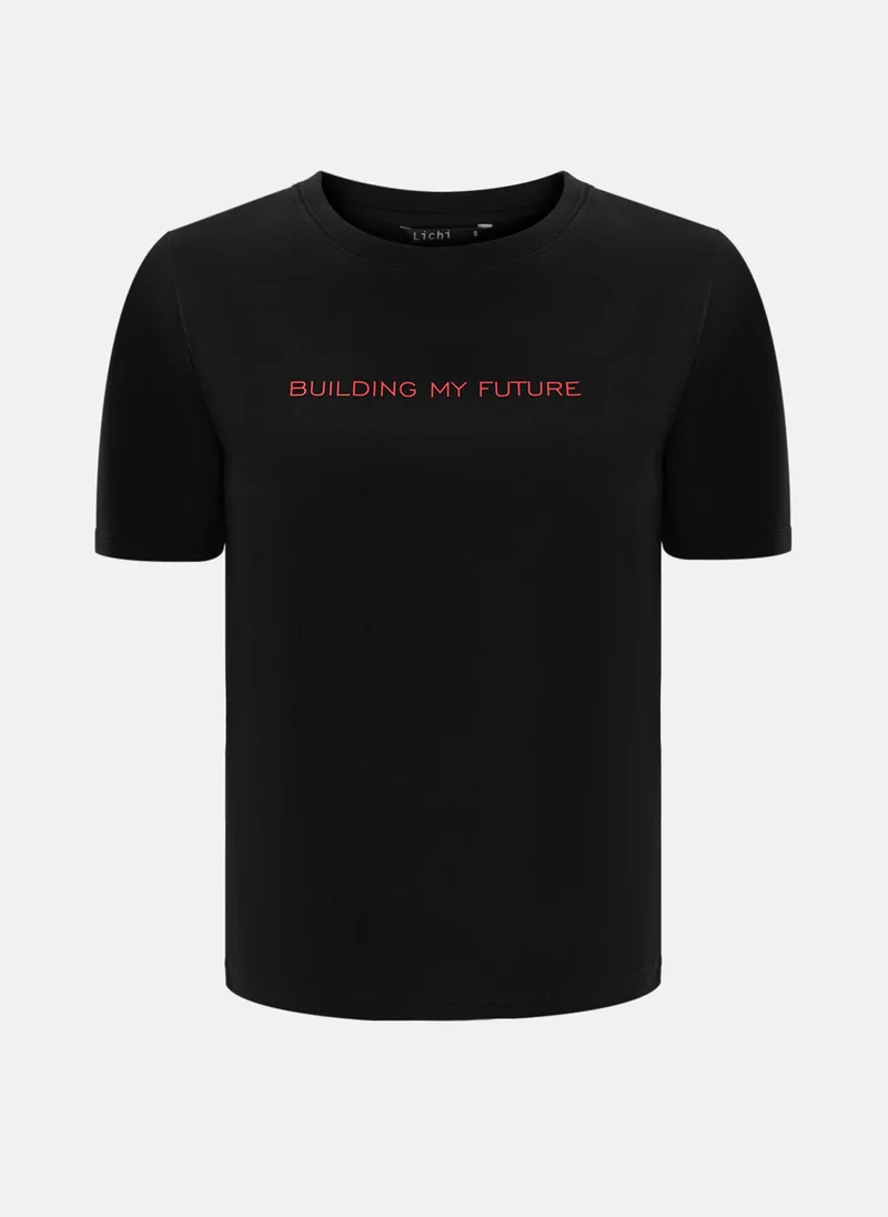 Lichi Straight T-shirt with lettering on the chest