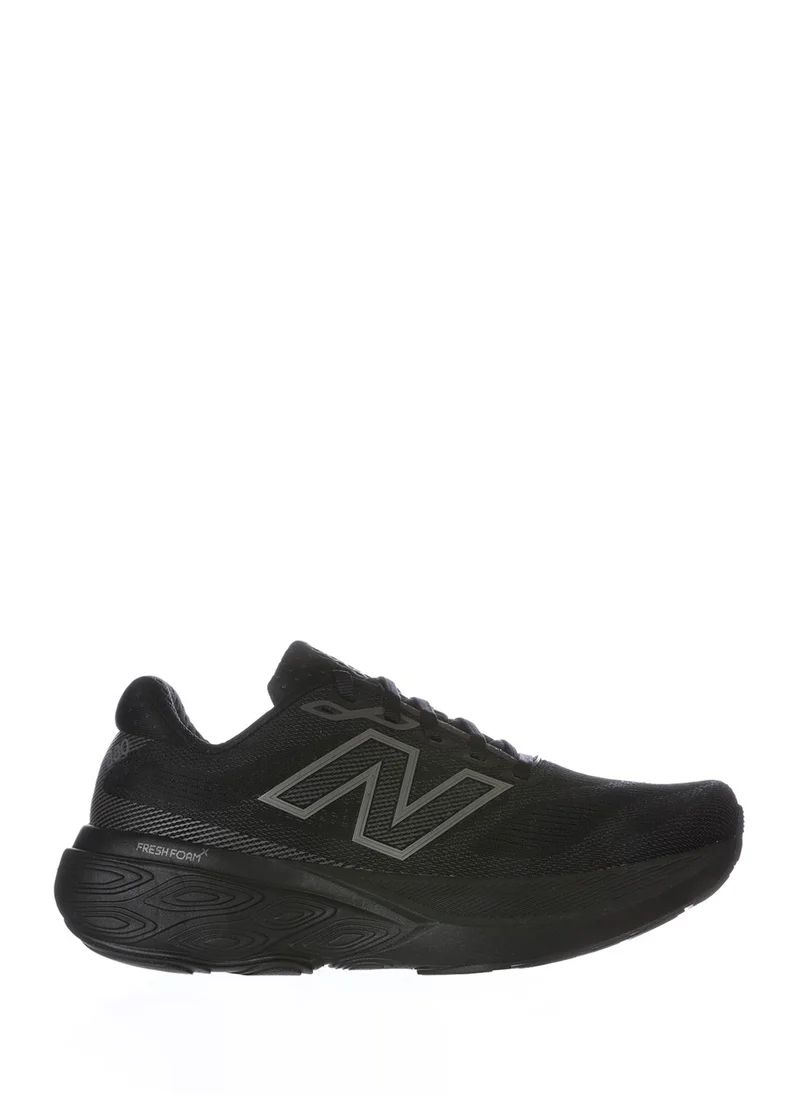 New Balance 880