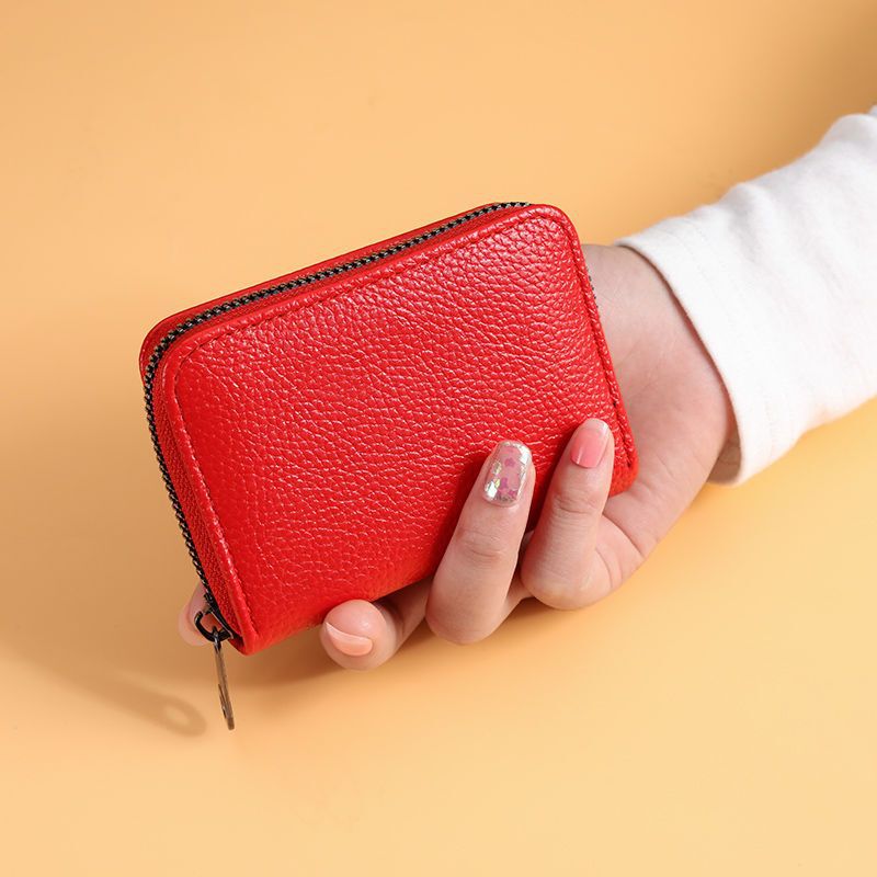 محفظة متعددة الوظائف من جلد البولي يوريثان مع حماية RFID - Image 1