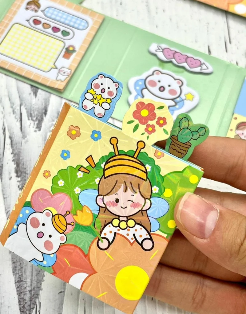Kağıt Gemi Dükkan Paper Ship Shop Cute Bee Costumed Girl and Teddy Bear Post-It / Sticky Note / Index