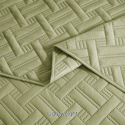 VAS COLLECTIONS Ultrasonic 280tc All Season Supersoft King Size bedcover/Rajaai Quilted Bedspread Ac Blanket/Comforter for Double Bed Durable and Lightweight 220 x 230 Cm (Green) - Image 4