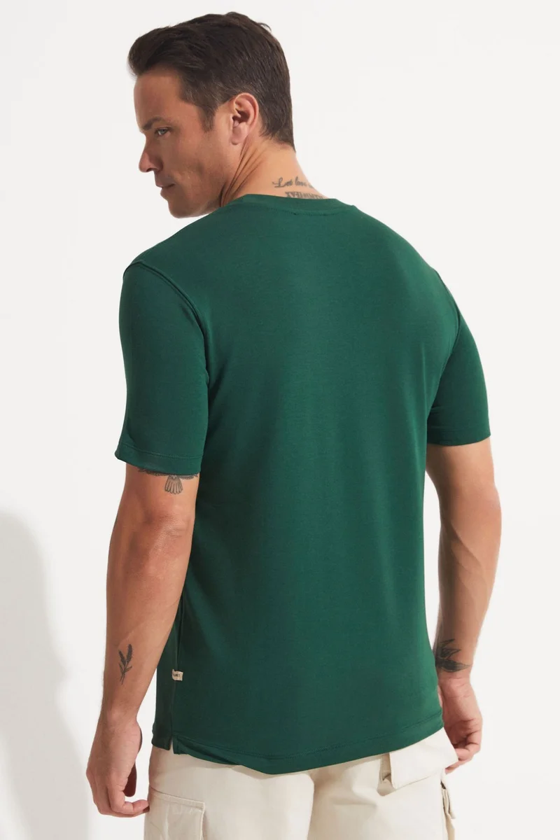 JUNE Men's Regular Fit Crew Neck T-Shirt