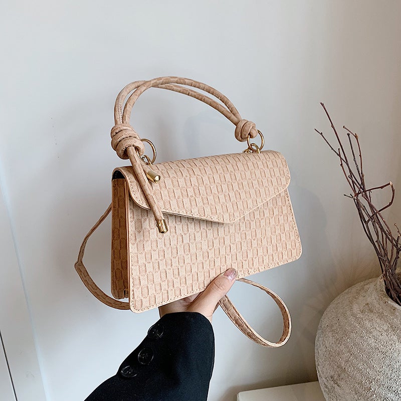 High-Value Sense Of Foreign Style Check Handbag Women'S 2024 Autumn New Korean Fashion Woven Cross-Body Small Square Bag - Image 3