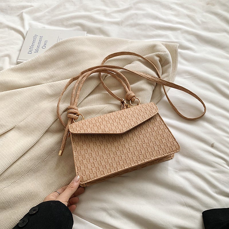 High-Value Sense Of Foreign Style Check Handbag Women'S 2024 Autumn New Korean Fashion Woven Cross-Body Small Square Bag - Image 1