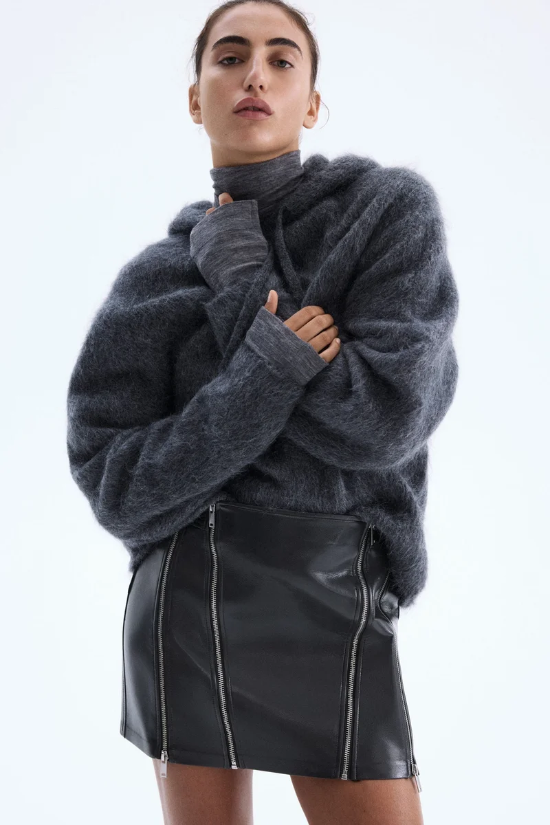 H&M Coated zip-detail skirt