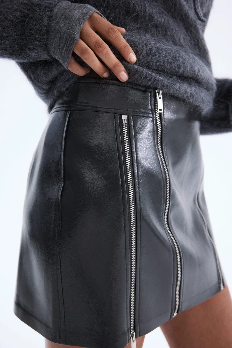 H&M Coated zip-detail skirt