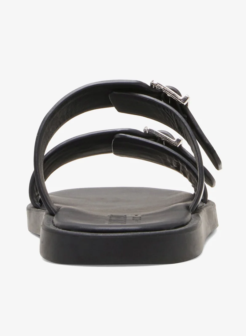 STEVE MADDEN  Gritty Black Leather Arabic Sandals for Men | Best Price UAE