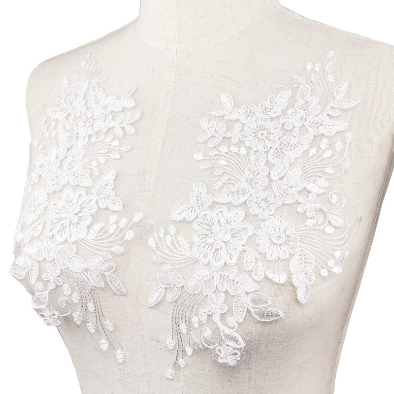 BETITETO 1 زوج من زهور التطريز الدانتيل الأبيض تطبيقات عظم السيارة الزهور المطرزة للخياطة على رقع فستان الزفاف غون بدي ملابس حرفية DIY أبيض