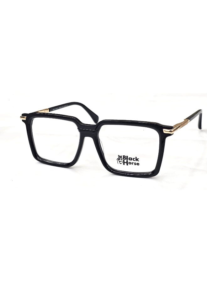 بلاك هورس نظارة طبية رجالي فاخرة مصنوعة من خامة أسيتات بيور الأصلية، تتميز بإطار أسود لامع أنيق ولمسات ذهبية راقية على المفصلات لإضفاء لمسة فخامة. التصميم المستطيل العصري يعزز من الجرأة والأناقة، بينما توفر الخامة خفة وراحة مثالية للاستخدام اليومي والمناسبات الرسمية.