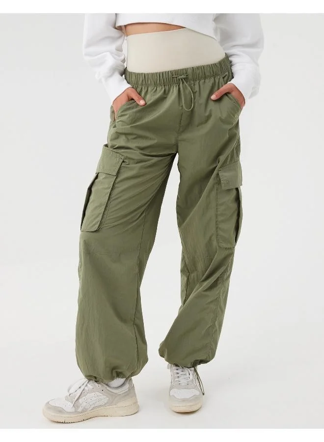 American Eagle Pocket Detail Drawstring Cargo Pants