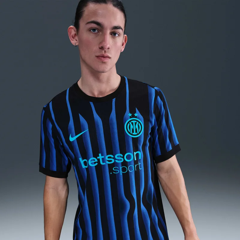 Nike Men's Inter Milan 2025/26 Home Authentic Football Jersey