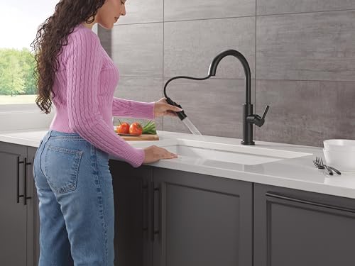 Delta Nicoli Matte Black Kitchen Faucet with Pull Down Sprayer Bridge 3 Hole Modern Kitchen Sink Faucet TwoHandle Matte Black 19867LFBL - Image 3