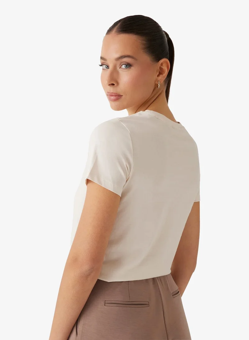 GUESS Adele Short Sleeve Crew Neck T-Shirt