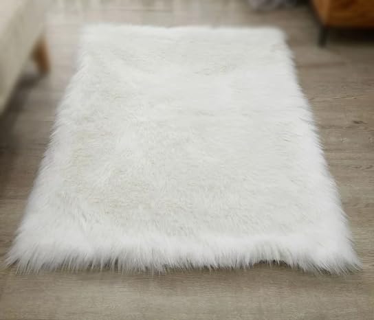 PARVY Faux Fur Fluffy Area Rug Luxury Fuzzy Sheepskin Carpet Rugs for Bedroom Living Room Shaggy Silky Plush Carpet Bedside Rug Floor Mat60X90 CM