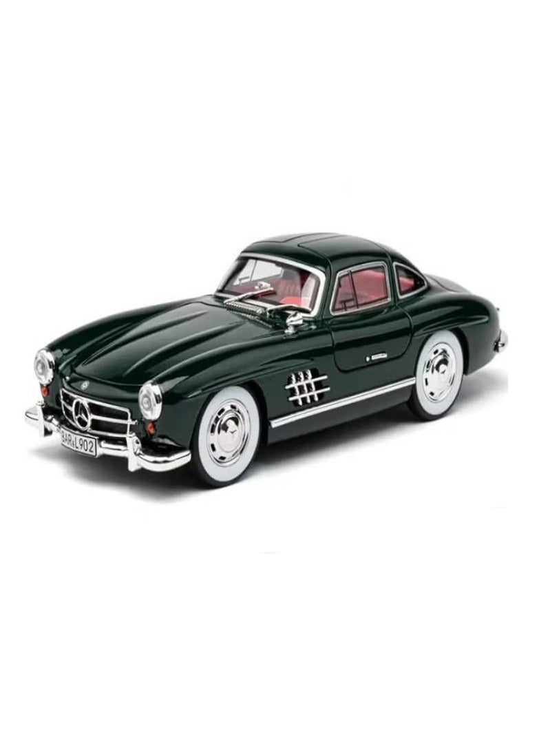 مرسيدس بنز 300 SL - سيارة من السبائك المعدنية بمقياس 1:24 - أبواب مفتوحة، إضاءة وصوت، سحب للخلف (أخضر داكن) - Image 4