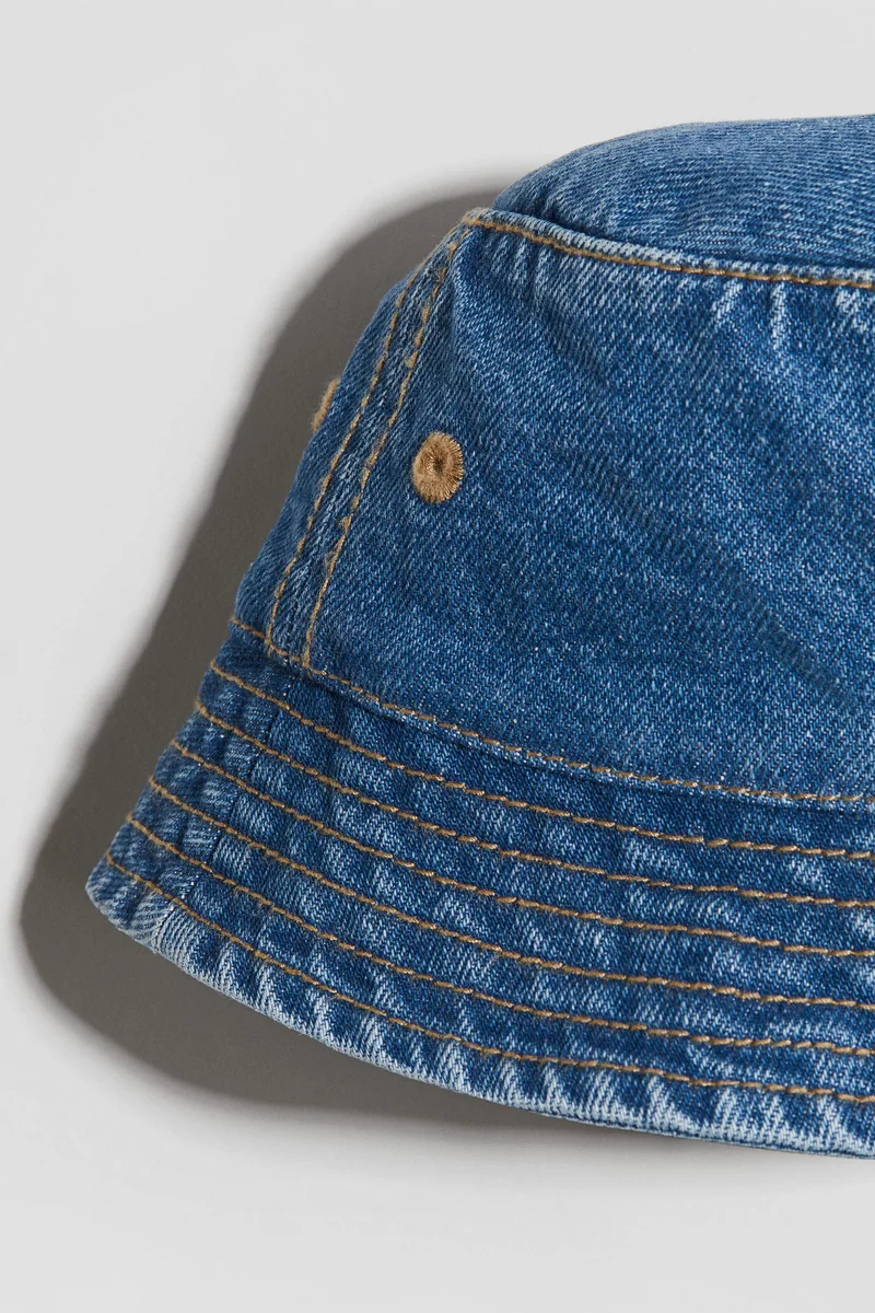 اتش اند ام Bucket hat