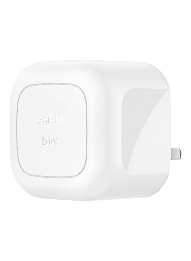 بيلكين شاحن حائط مضغوط BoostCharge بقوة 30 واط، شحن سريع عبر USB-C مناسب للسفر لأجهزة Apple iPhone وSamsung Galaxy وiPad وAirPods والأجهزة اللوحية والمزيد مع كابل USB-C إلى USB-C - Image 5