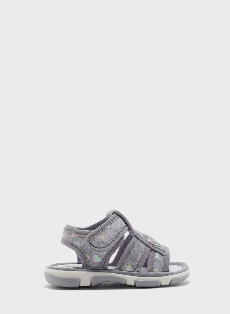 shoexpress Infant Heart Print Sandal