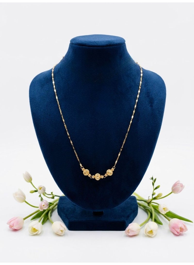 The Intermix Gems Gold Textured Bead Necklace 18K - Image 2