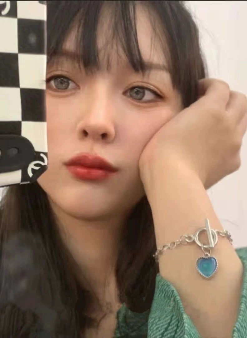 جلوسكي سوار قلب متغير اللون - مجوهرات صداقة تتناسب مع المزاج، حساسة لدرجة الحرارة، هدية للأصدقاء/الطلاب - Image 2