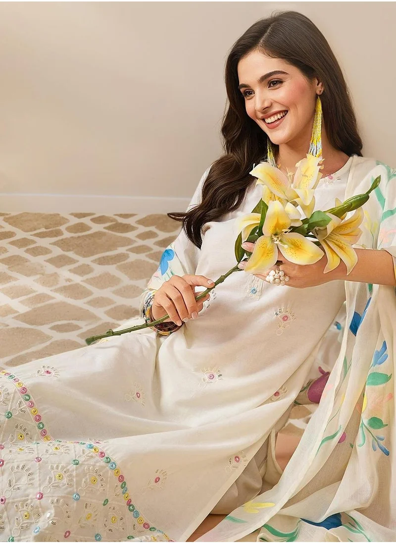 ISHIN Women Off White Cotton 3 pcs Kurta Set