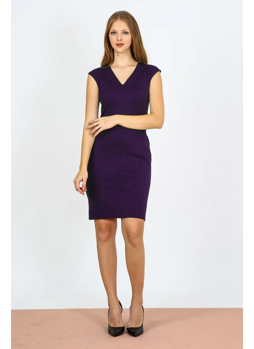 Alexander Gardi V-Neck Pencil Dress (B23-0081)