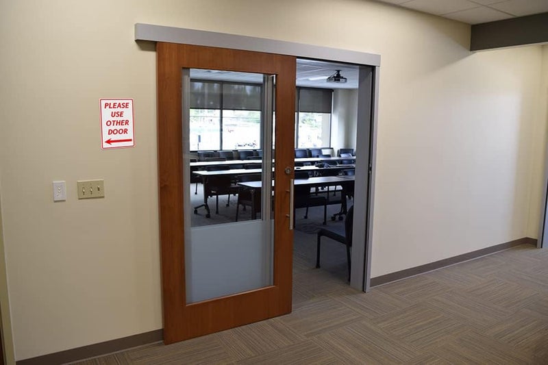 Bestylez Please Use Other Door Sign Left Arrow for Outdoor or Indoor Use 12" * 8" (164) - Image 4