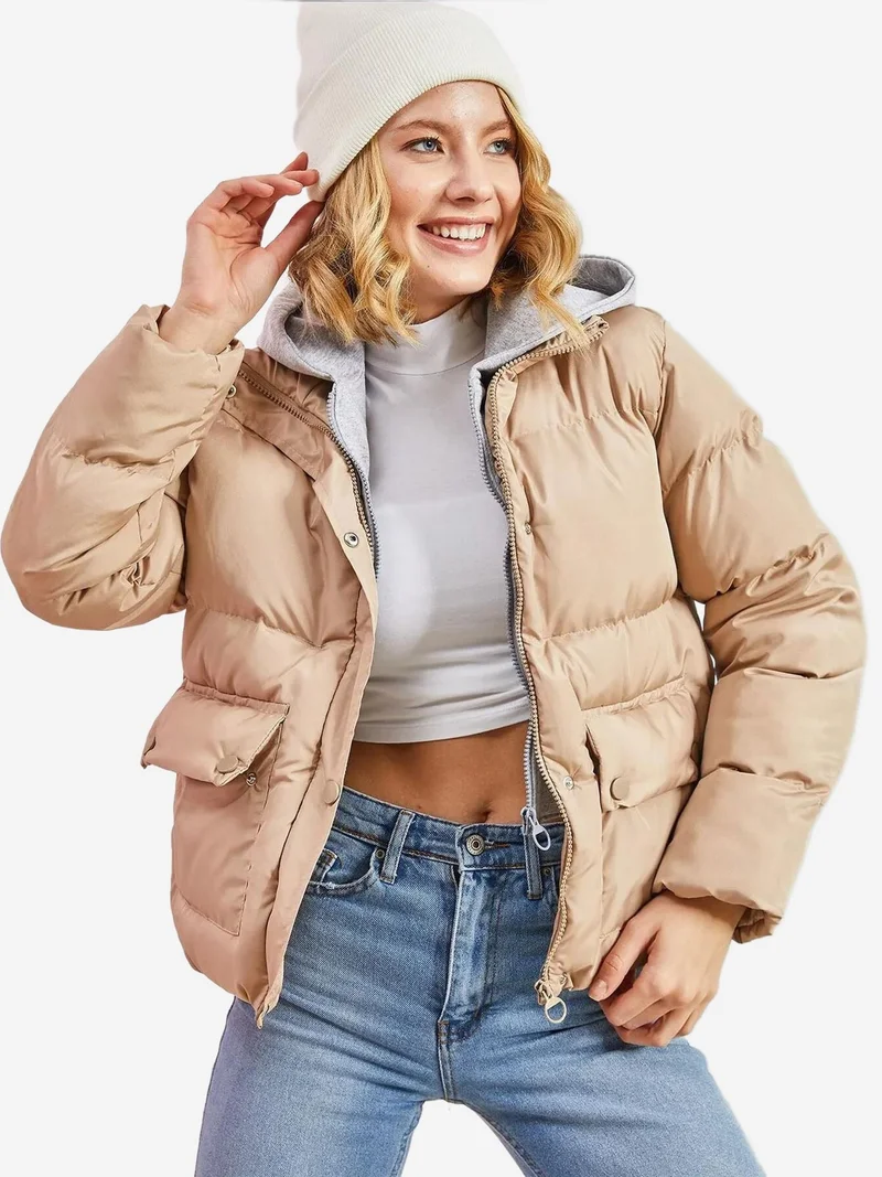 LUCCI Short Hooded Puffer Down Coat