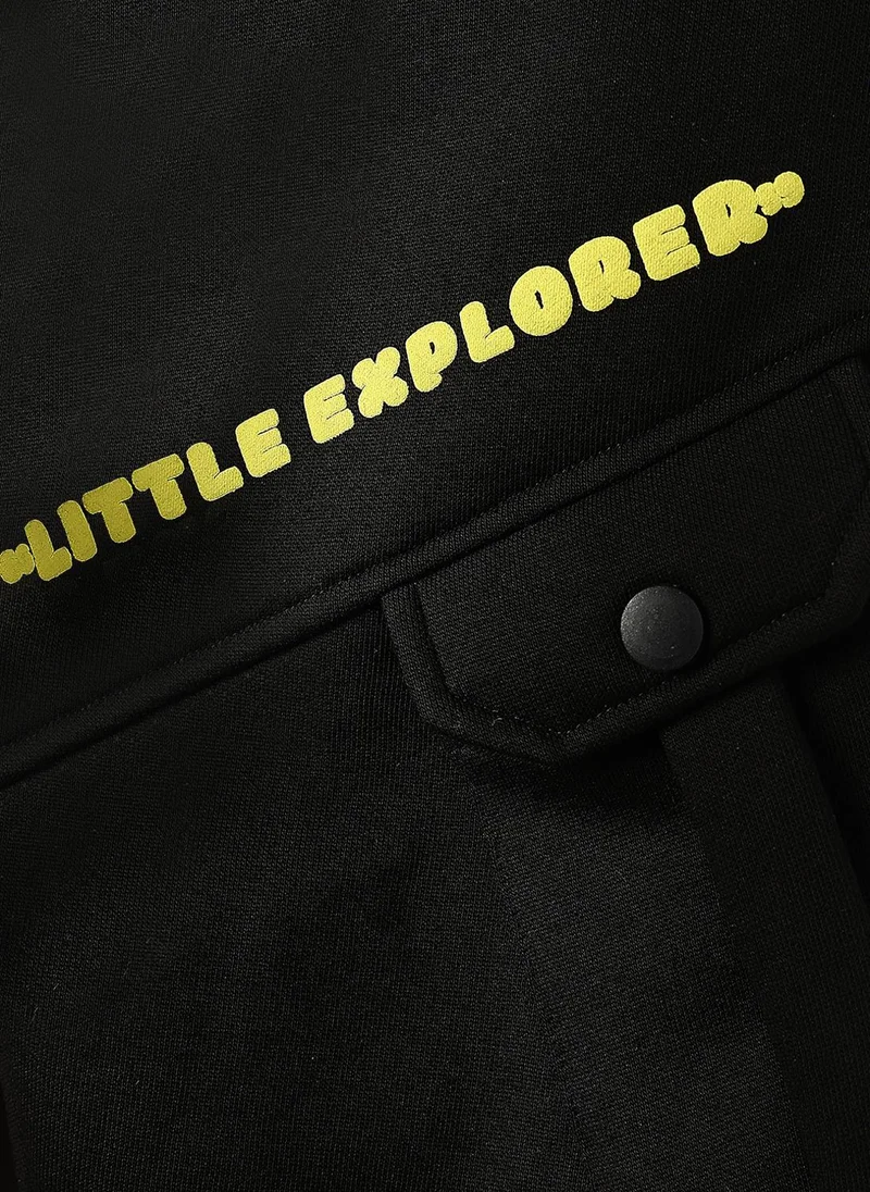 نوتيناتي Nautinati Boys Typography Print Fleece Cargo-Pocket Joggers In Black