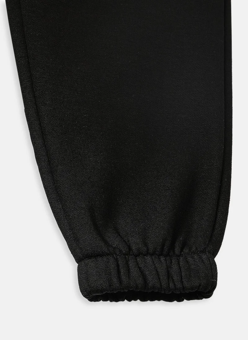 نوتيناتي Nautinati Boys Typography Print Fleece Cargo-Pocket Joggers In Black