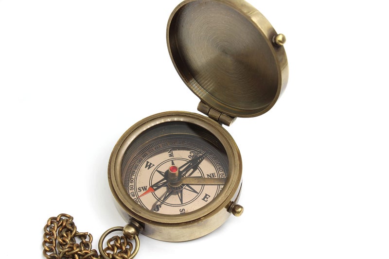 OCEAN REPLICAS Second Star to The Right J. M. Barrie, Peter Pan Engraved Brass Compass for Anniversary, Birthday, Graduation Day, Confirmation Gift, Valentine Gift Parting Gift with Wooden Case. - Image 3