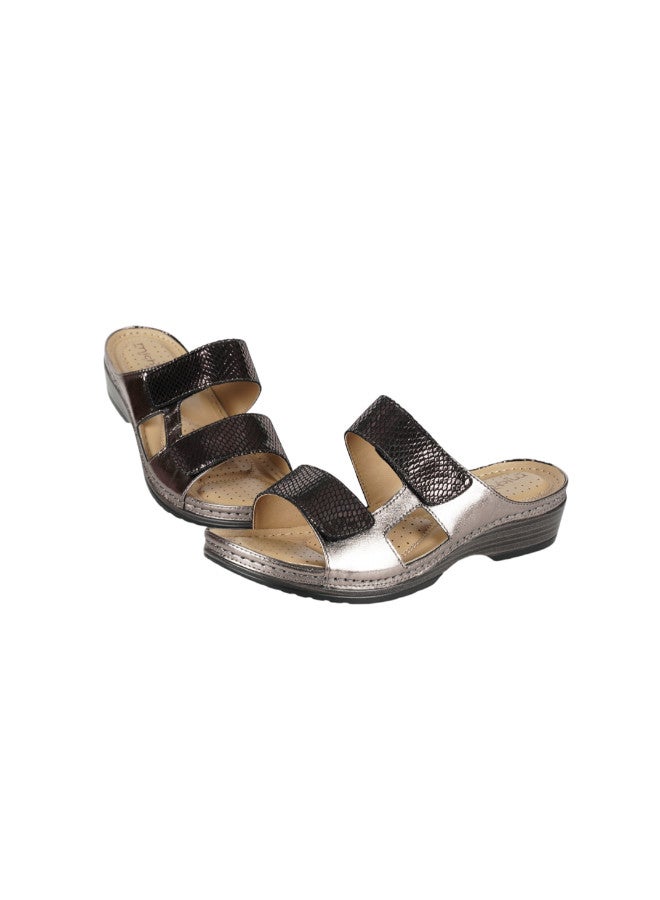 Michelle Morgan 092-2827 Michelle Morgan Ladies Casual Sandals 88998-3 Pewter - Image 3