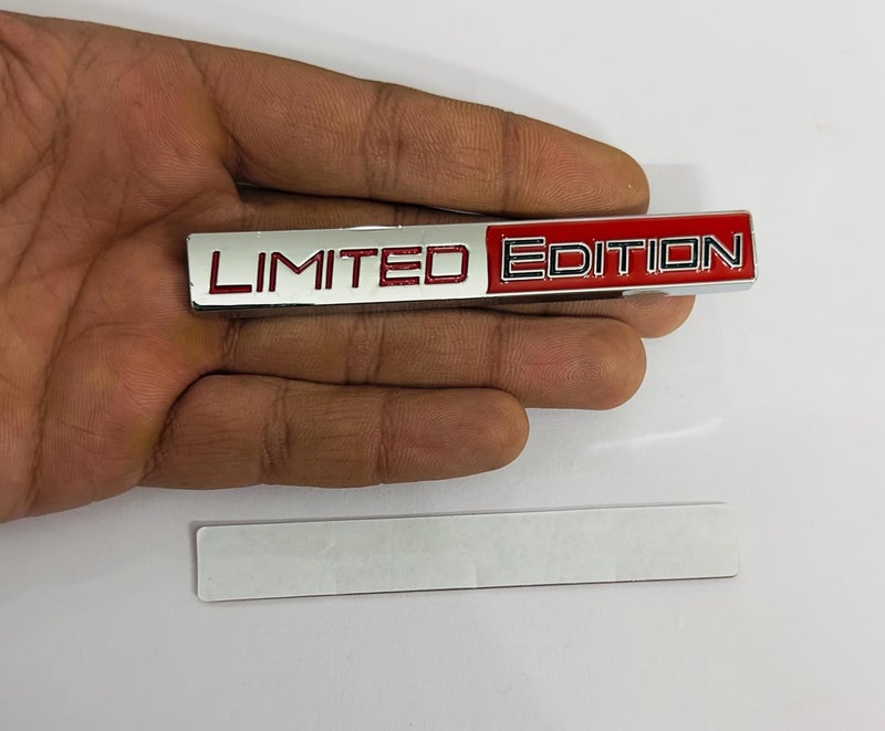 شعار معدني للسيارة والدراجة واللابتوب وشعار السيارة وملصق رياضي عالمي 3D شارة سباق السيارات ملصق جولة كبيرة (إصدار محدود باللون الكروم الأحمر)